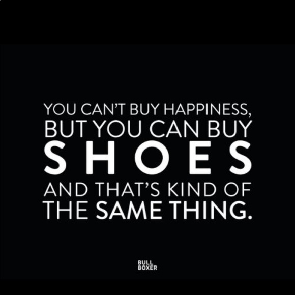 SHOES - Picture 4 of 8